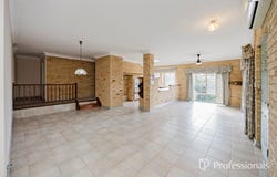 7 Natalie Court, Alexander Heights, WA 6064