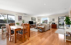 44 Glenfine Avenue, Hamlyn Heights, Vic 3215
