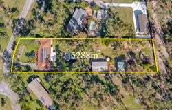 1 Mendooran Court, Oxenford, Qld 4210