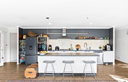 47 Karoola Crescent, Surfside, NSW 2536