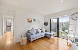 2/62 McIntosh Street, Airport West, Vic 3042