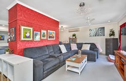 19 Bicentennial Road, Bentley Park, Qld 4869