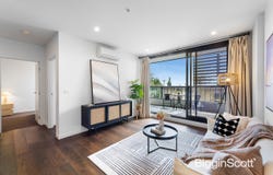 209/5 Sovereign Point Court, Doncaster, Vic 3108