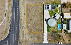 3 Adams Street, Burnett Heads, Qld 4670