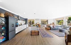 47 Karoola Crescent, Surfside, NSW 2536