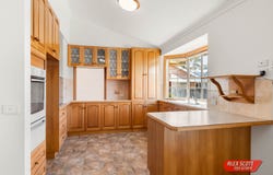 9 The Crescent, Inverloch, Vic 3996