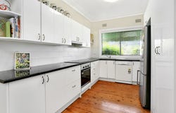 21 Andrews Avenue, Toongabbie, NSW 2146