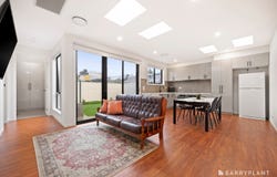 2/129 Suspension Street, Ardeer, Vic 3022