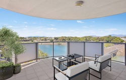 30/8-32 Stanley Street, Townsville City, Qld 4810