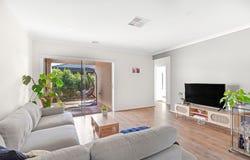 55 Holst Street, Armstrong Creek, Vic 3217