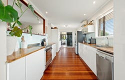 17 Kensington Way, Strathpine, Qld 4500
