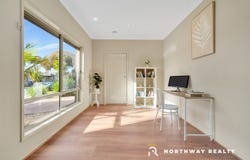 17 Lewisham place, Craigieburn, Vic 3064