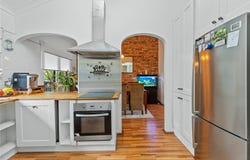 51 Ocean Avenue, Surf Beach, NSW 2536