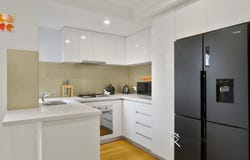 3/16 King George Street, Innaloo, WA 6018