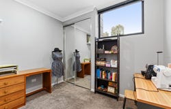 7/4 Endeavour Road, Morley, WA 6062