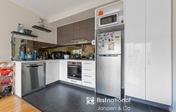 212/8 Yarra Bing Crescent, Burwood, Vic 3125