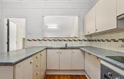 29 Phillip Street, One Mile, Qld 4305