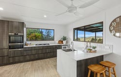 4 Figtree Road, Chatsworth, Qld 4570