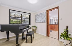 27 Bennett Place, Castle Hill, NSW 2154