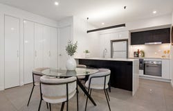 214/38 Latimer Street, Holland Park, Qld 4121