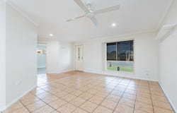 61 Ibis Boulevard, Eli Waters, Qld 4655