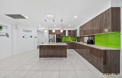 163 Middleton Drive, Middleton Grange, NSW 2171