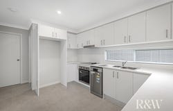 27 & 27A Ellsworth Drive, Tregear, NSW 2770