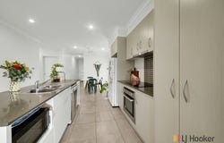 6 Wabby Street, Boyne Island, Qld 4680