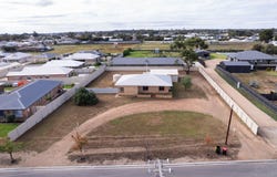 10 Sir John Cowan Avenue, Murray Bridge, SA 5253