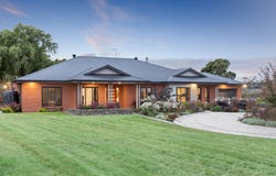 1954 Old Melbourne Road, Millbrook, Vic 3352