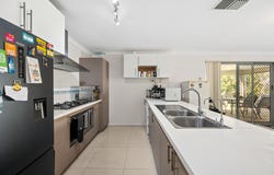5/39 Hale Road, Forrestfield, WA 6058