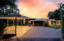 7 Panoramic Place, Whitfield, Qld 4870