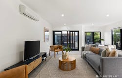 13/15 Mullenger Road, Braybrook, Vic 3019