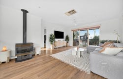 75 Seaview Avenue, Safety Beach, Vic 3936