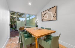 4 Beatty Crescent, Ormond, Vic 3204