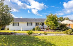17 Ritchie Cresent, Taree, NSW 2430