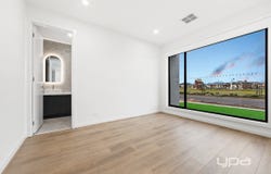21 Anghor Drive, Fraser Rise, Vic 3336
