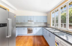 13 Canning Street, The Range, Qld 4700
