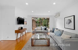 1/2 Mccubbin Street, Burwood, Vic 3125