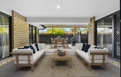 18 Bentley Drive, Regency Downs, Qld 4341