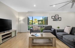 10 Van Dieman Crescent, Springwood, Qld 4127