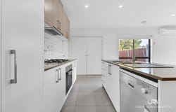 4A Parton Place, Craigieburn, Vic 3064