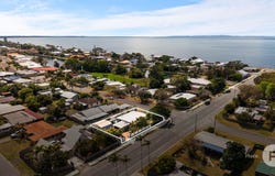 18 Trevor Street, Beachmere, Qld 4510