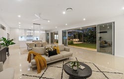 8 Kingtide Lane, Coomera Waters, Qld 4209