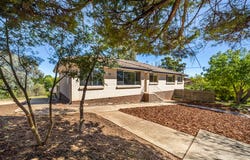 2 Coutie Place, MacGregor, ACT 2615