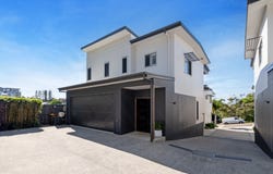 2/16 Upper Gay Terrace, Kings Beach, Qld 4551