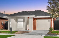 11 Raptor Place, Melton South, Vic 3338