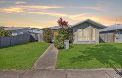 7 Elgans Parade, Rural View, Qld 4740
