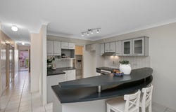2/29 Soule Street, Hermit Park, Qld 4812