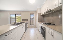 9 Birkdale Circuit, North Lakes, Qld 4509